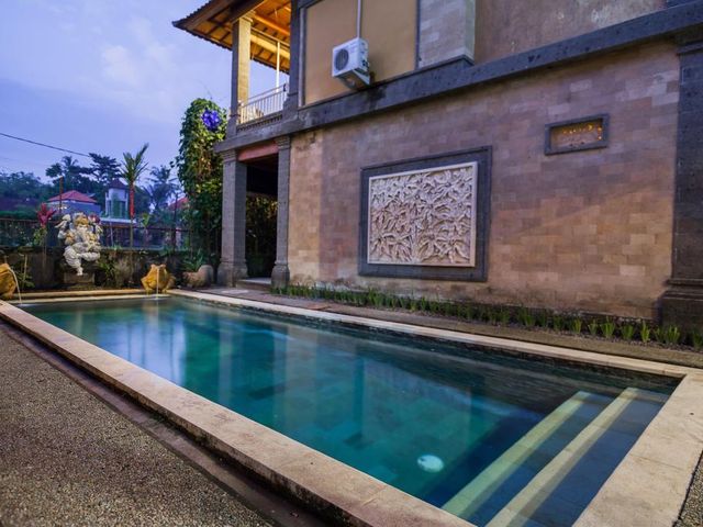 Villa (60 m²), 4 Schlafzimmer und 4 eigene Badezimmer in Ubud (Ubud, Indonesia)*