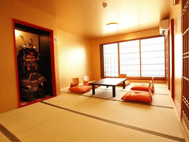 Senbon Marutachi Guest House  with Outdoor Bath (Kioto, Japan)*